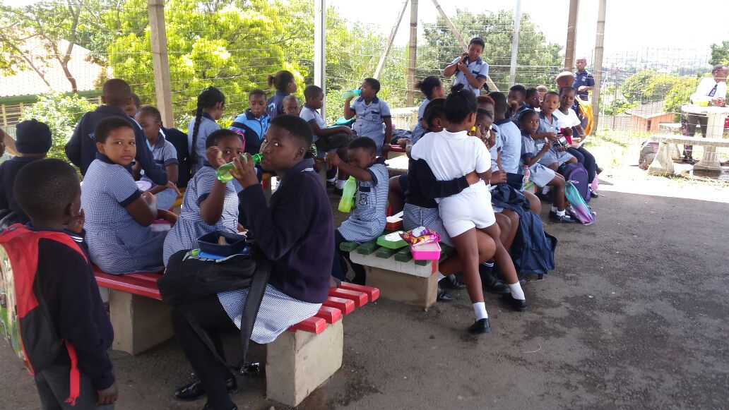 50 learners at Phoenix Heights Primary kicked of the month of February with new school bags, lunch tins and stationery packs courtesy of Al-Imdaad Foundation’s Durban teams